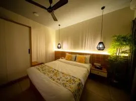 Casa Luma 1BHK Furnished Siolim Swimming Pool Jacuzzi Sauna