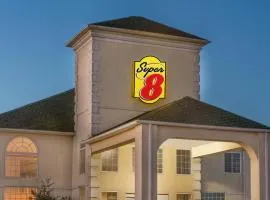 Super 8 by Wyndham Harrisburg Hershey North