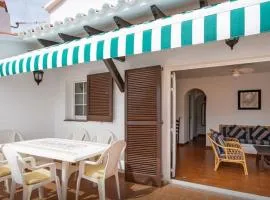 Apartment for 6 with a private terrace in Son Bou