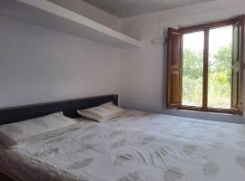 Pankhola - A place to Rejuvenate, hotel a Lohaghāt