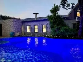 HANA Minh Châu Hotel