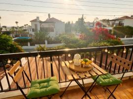 Coral Bay Sunset Veranda Arya Apartment, hotel u gradu Koral Bej