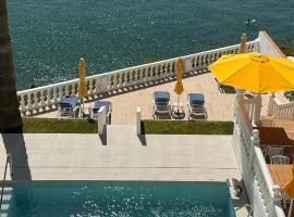Hotel Para&iacute;so Del Mar, хотел в Нерха
