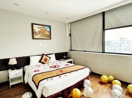 Sunrise Villa Hanoi: Hanoi şehrinde bir otel