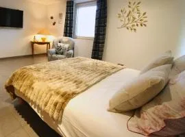 La Gentiane Suite avec Sauna Gérardmer Le Domaine des Fleurs