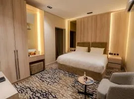 Aurion Apartment Hotel