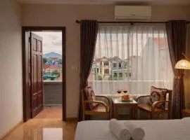 Cái Cò House - Serene Garden Retreat