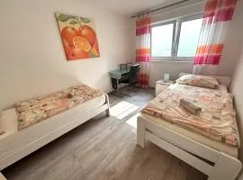 Unterkunft im Untergeschoss Platz für bis zu 4 Personen