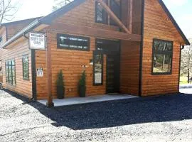 The White Oak Cabin at Cabins of Wolf Pen Gap