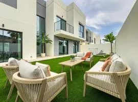 Premium Vacation Home - Spacious and Stylish - Yas Island