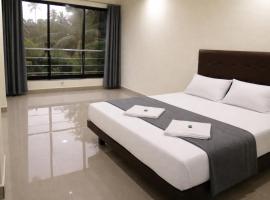 SAVRAJ Stay Beach Goa, hotel Candolimban