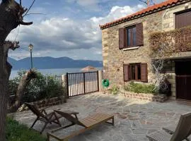 Cottage by the Sea in Vathy Methana