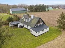 Peaceful Holiday Home With Views Of The Dunes