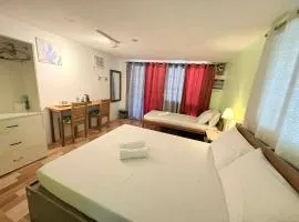 Island - Escape Homestay