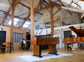 Au Petit Bercail - Le Loft - Gite pour 4 personnes, hotel a Chiny