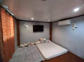 casa house baler transient, hotel v destinaci Baler
