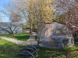 Clear Dome covered hot tub, bbq, firepit, projector