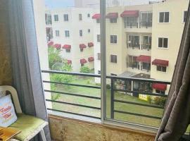 Apartment in a comfortable and quiet area, hotell i Pantoja