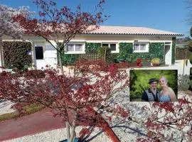 Proche St Emilion , une pause quelque part au jardin des érables et des niwakis