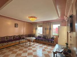 Appartement champs élyséen โรงแรมในเบอร์คาน