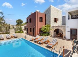 Phaistos Villas - Elegant South Residence by South Cretan Villas: Sívas'ta bir otel