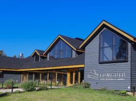 Tungulú - Hotel Boutique & Cabañas – hotel w mieście Puerto Montt