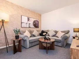 Comfortable 3BR House Glenrothes Parking WiFi