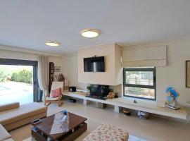 Seaview Villa Theologos, хотел в Теологос