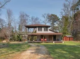Dock and Bay Access! Cabin on St Jeromes Creek