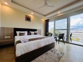 The Mountain Bliss Retreat - A Open Terrace & Garden Near JW Marriott, Hotel in Masuri