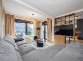 Villa Azure Luxe, Hotel in Škaljari