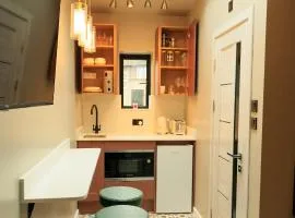 Heathrow Royal Apartment