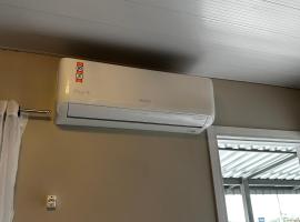 Residencial vila jardim, Hotel in Gaspar