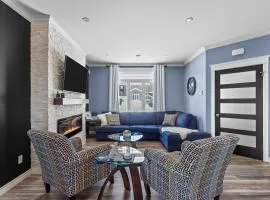 Family-Friendly 3BR, HotTub, Patio, Bar, Fireplace