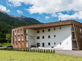 Apartments Dolomit-Royal, hotell sihtkohas Sillian