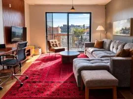 Walkers Point Designer 2BR · Prime Location with Balcony and Gym