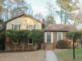 Phenomenal Location X Quite Neighborhood X 4BR