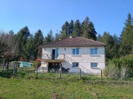 Les Collines de Compreignac, Hotel in Compreignac