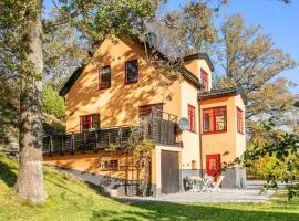 Cozy Chic Retreat near Stockholm