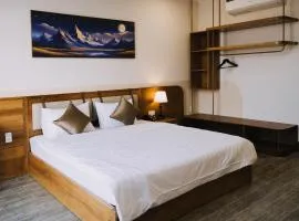 Moon Hotel Buôn Hồ