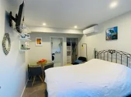 Stylish Studio free WiFi Lyttelton Retreat