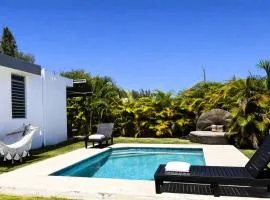 Ocean Motion Rental Casa en la playa con piscina cerca Yunque y VSjuan