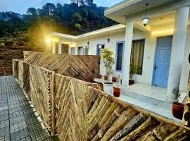 Quaker Hill Cottages