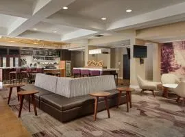 Courtyard Newark Granville