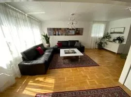 Townhouse in a quiet green area