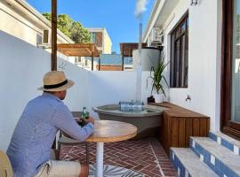 The Boutique Suites by Beach Collection Winelands, viešbutis mieste Strandas