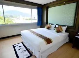 Piyaporn Hill Paradise Hotel