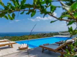 Infinity Villa with Pool, BBQ and Ping-Pong Table, 1km from the beach