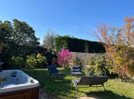 Les violettes, Hotel in Chatuzange-le-Goubet