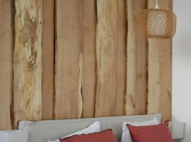 Le Nid du Chêne、Conquereuilのホテル